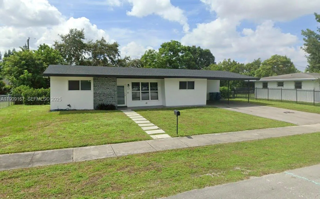 4 bedroom 2 bath for sale at 1180 NE 200th Ter, Miami FL 33179