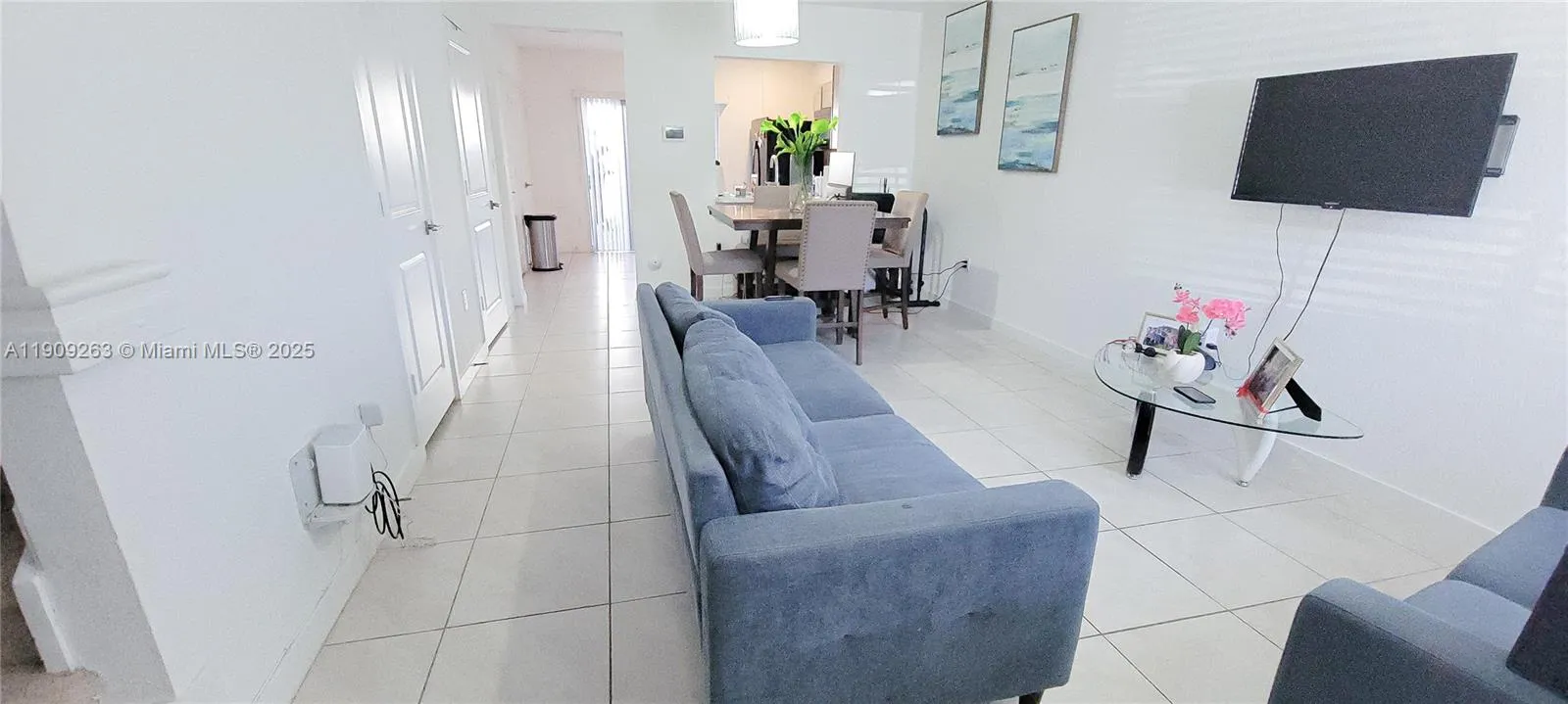 544 NE 5th St, Florida City FL 33034