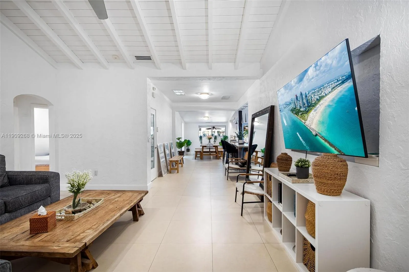 7701 NE 8th Ave, Miami FL 33138