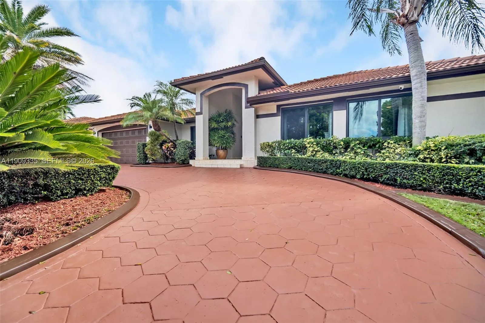 15462 SW 115th St, Miami FL 33196