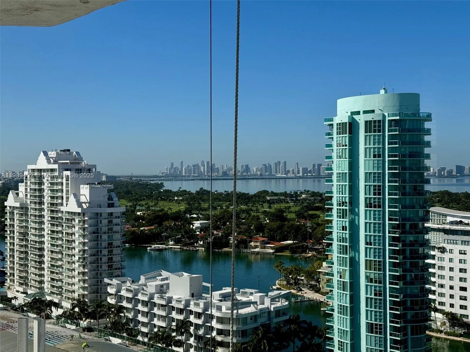 6061 Collins Ave # 23A, Miami Beach FL 33140