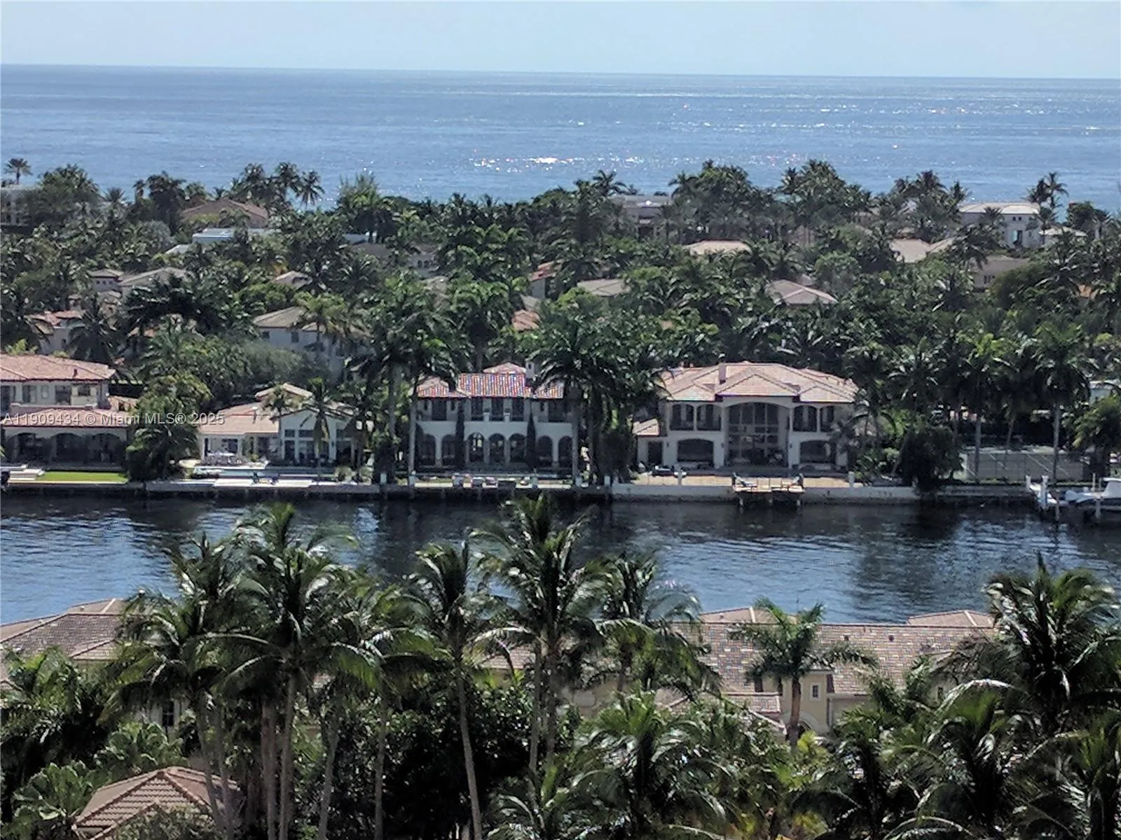 21055 Yacht Club Dr # 1602, Aventura FL 33180