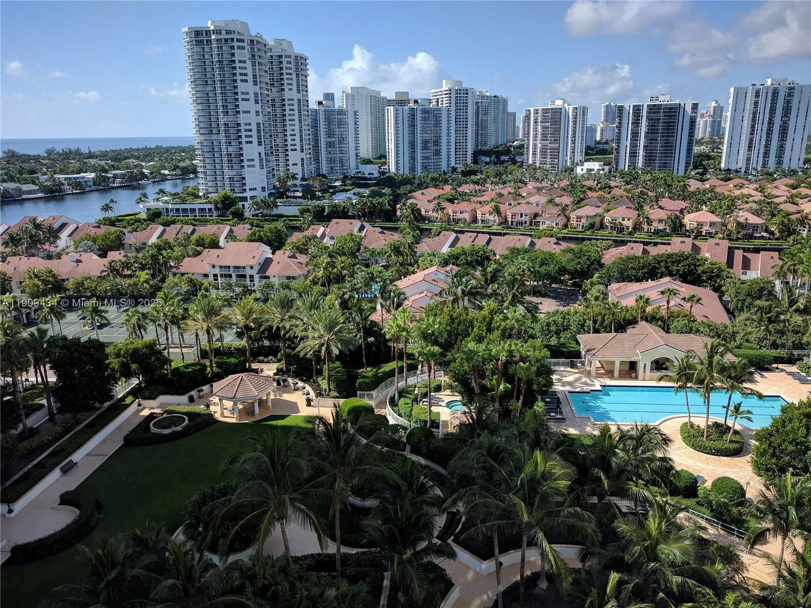 21055 Yacht Club Dr # 1602, Aventura FL 33180