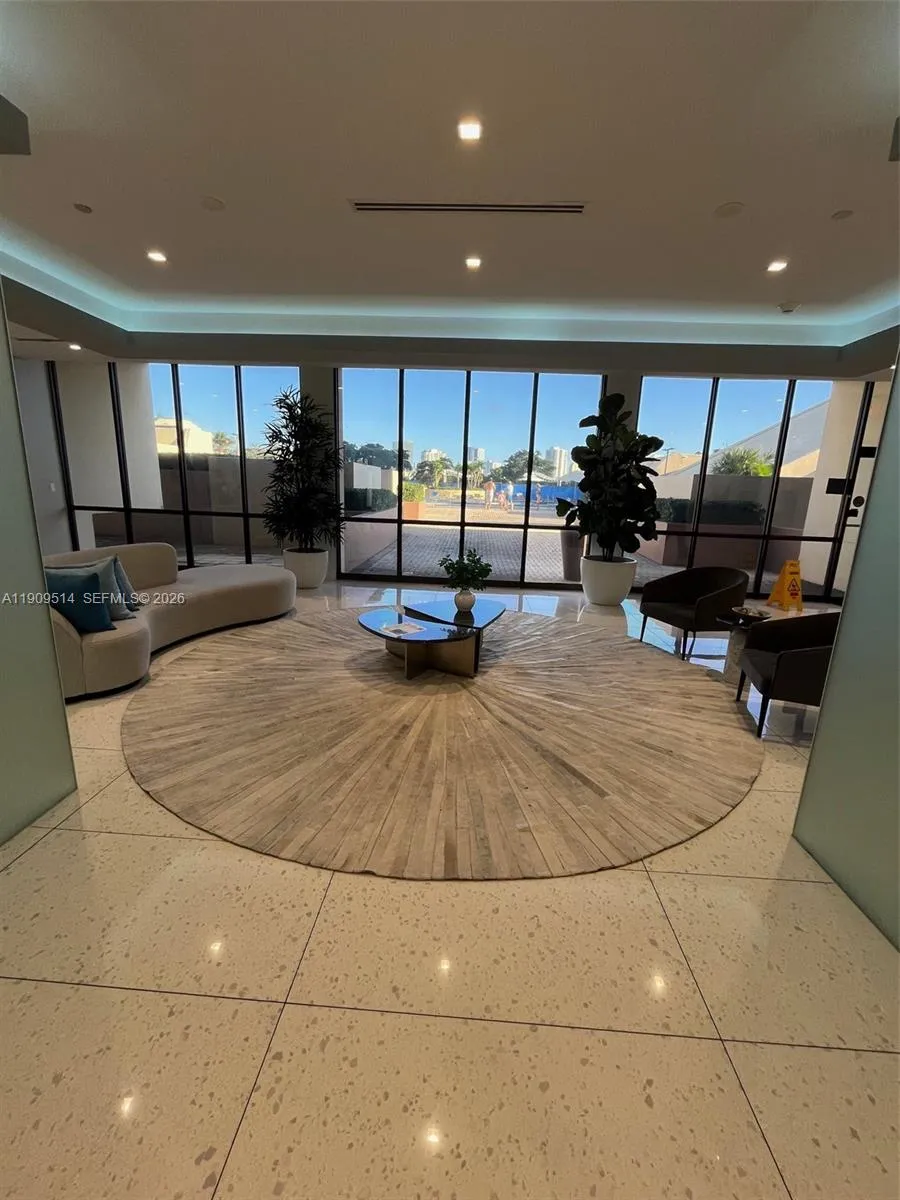 20301 W Country Club Dr # 625, Aventura FL 33180