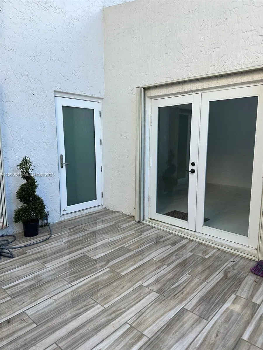 10916 SW 70th Ter, Miami FL 33173