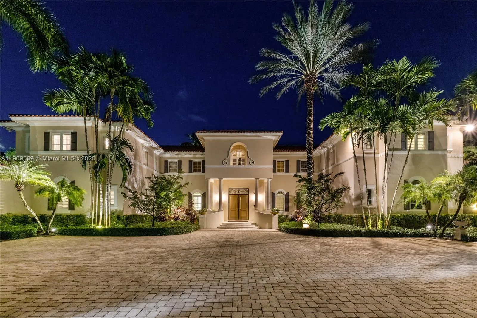 5250 Snapper Creek Rd, Coral Gables FL 33156
