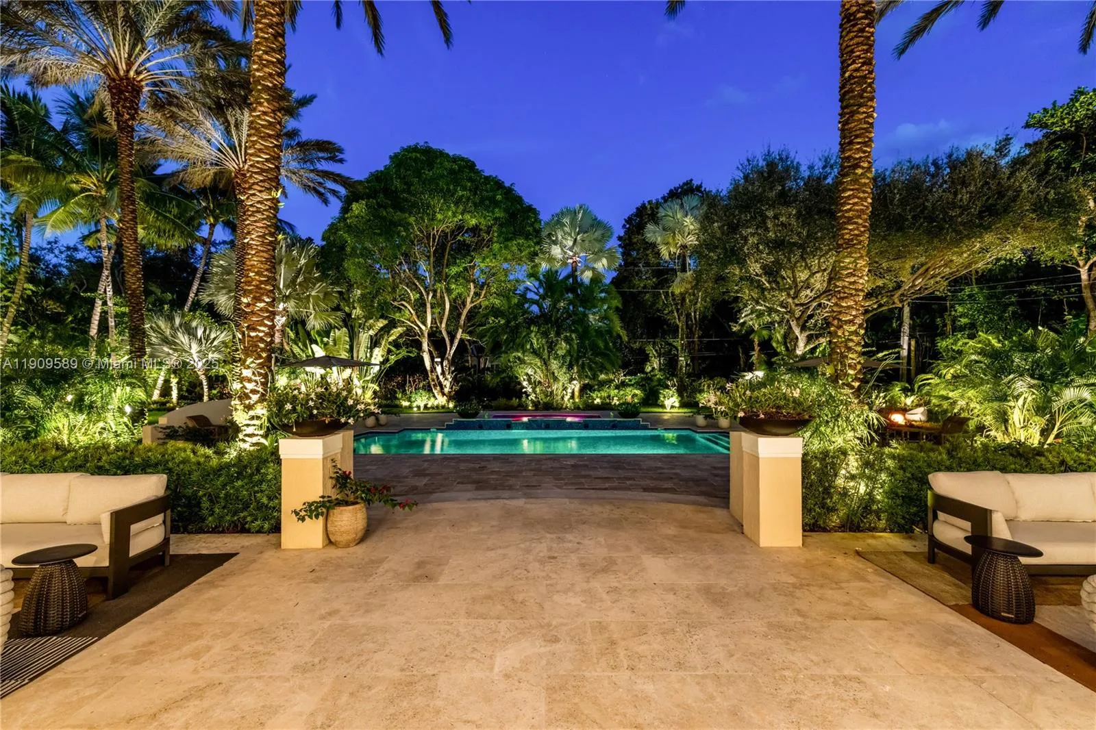 5250 Snapper Creek Rd, Coral Gables FL 33156