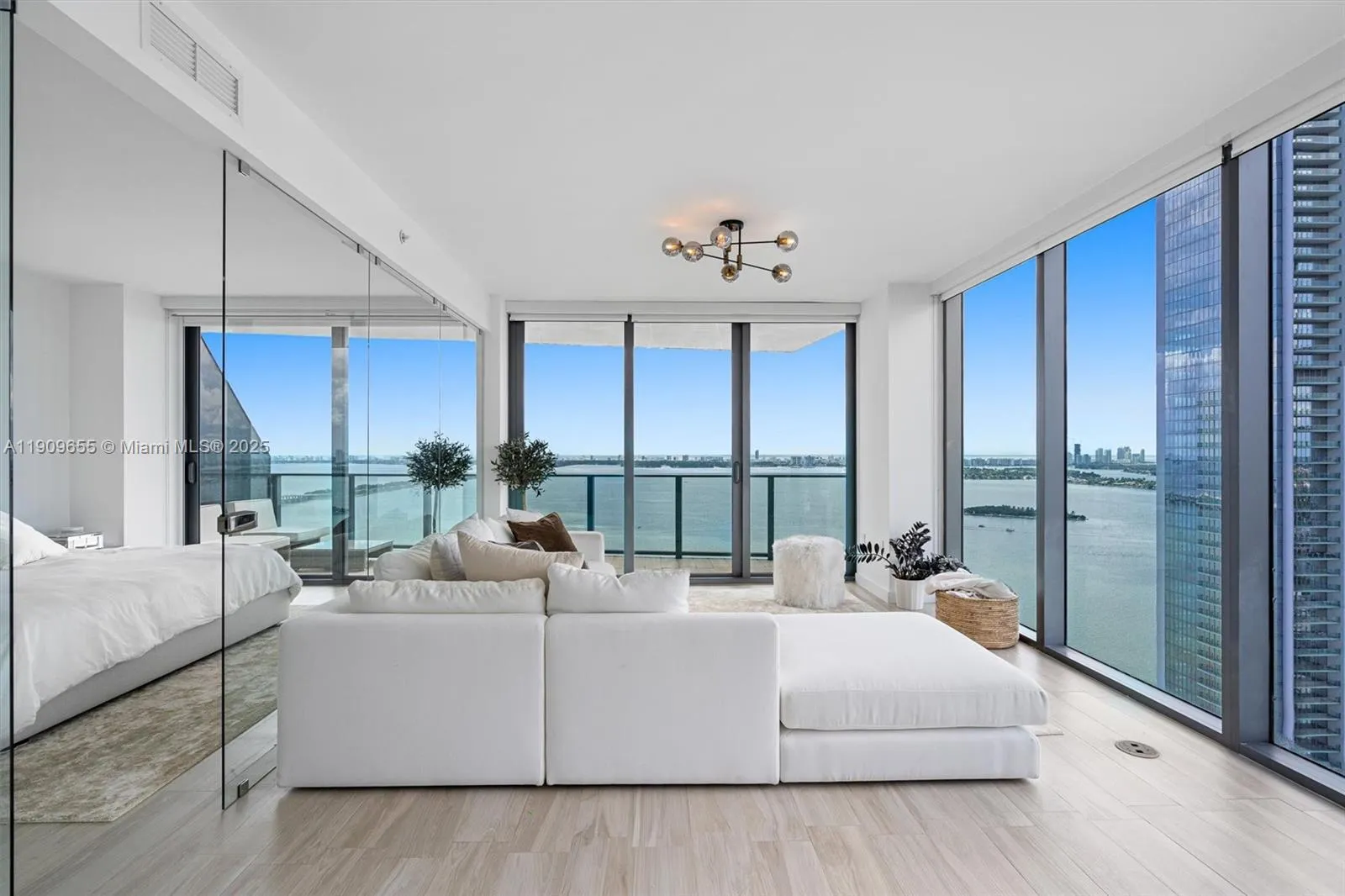 3 bedroom 2 bath for sale at 460 NE 28th St # 3508, Miami FL 33137