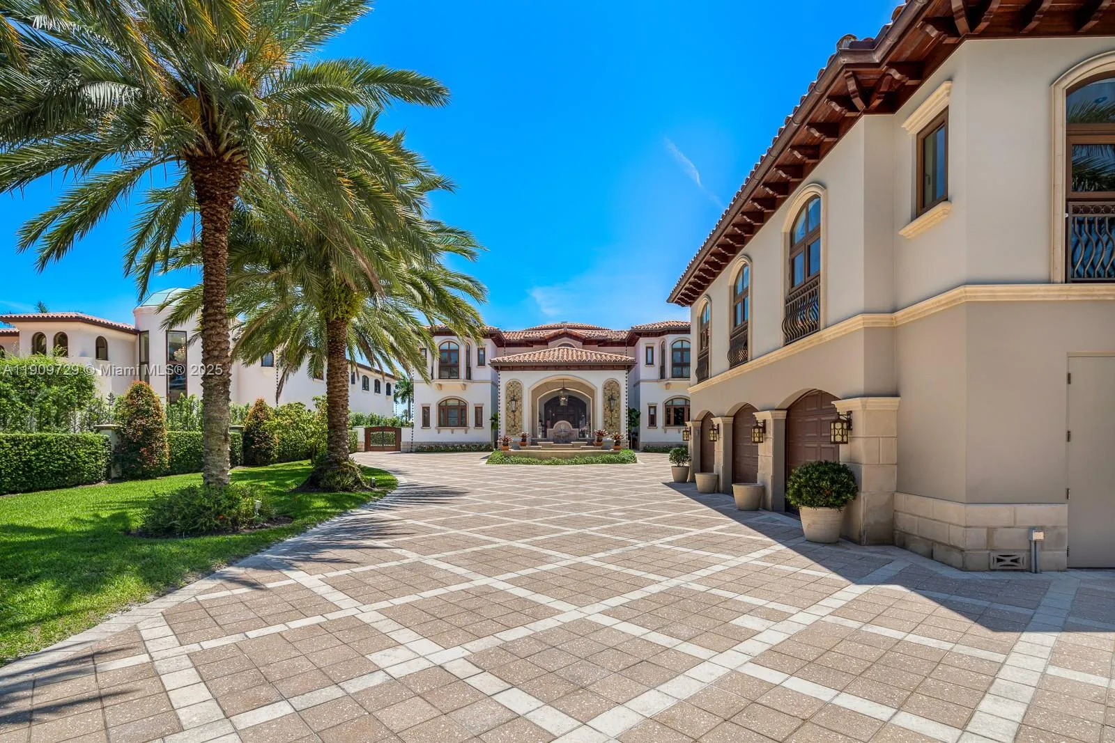 210 Palm Avenue, Miami Beach FL 33139