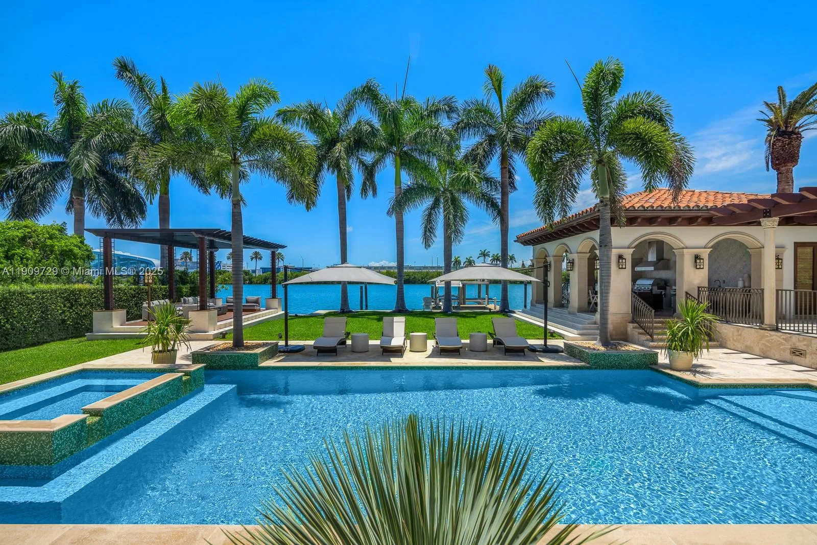 210 Palm Avenue, Miami Beach FL 33139
