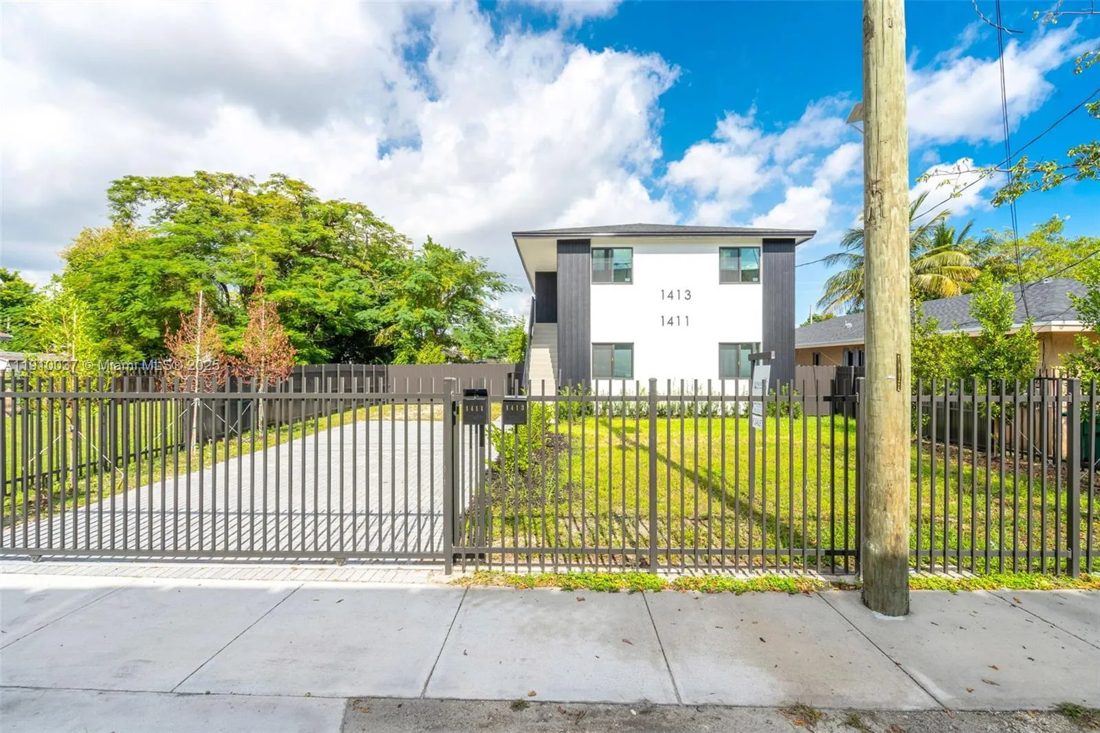 6 bedroom 4 bath for sale at 1411 NW 40th St, Miami FL 33142