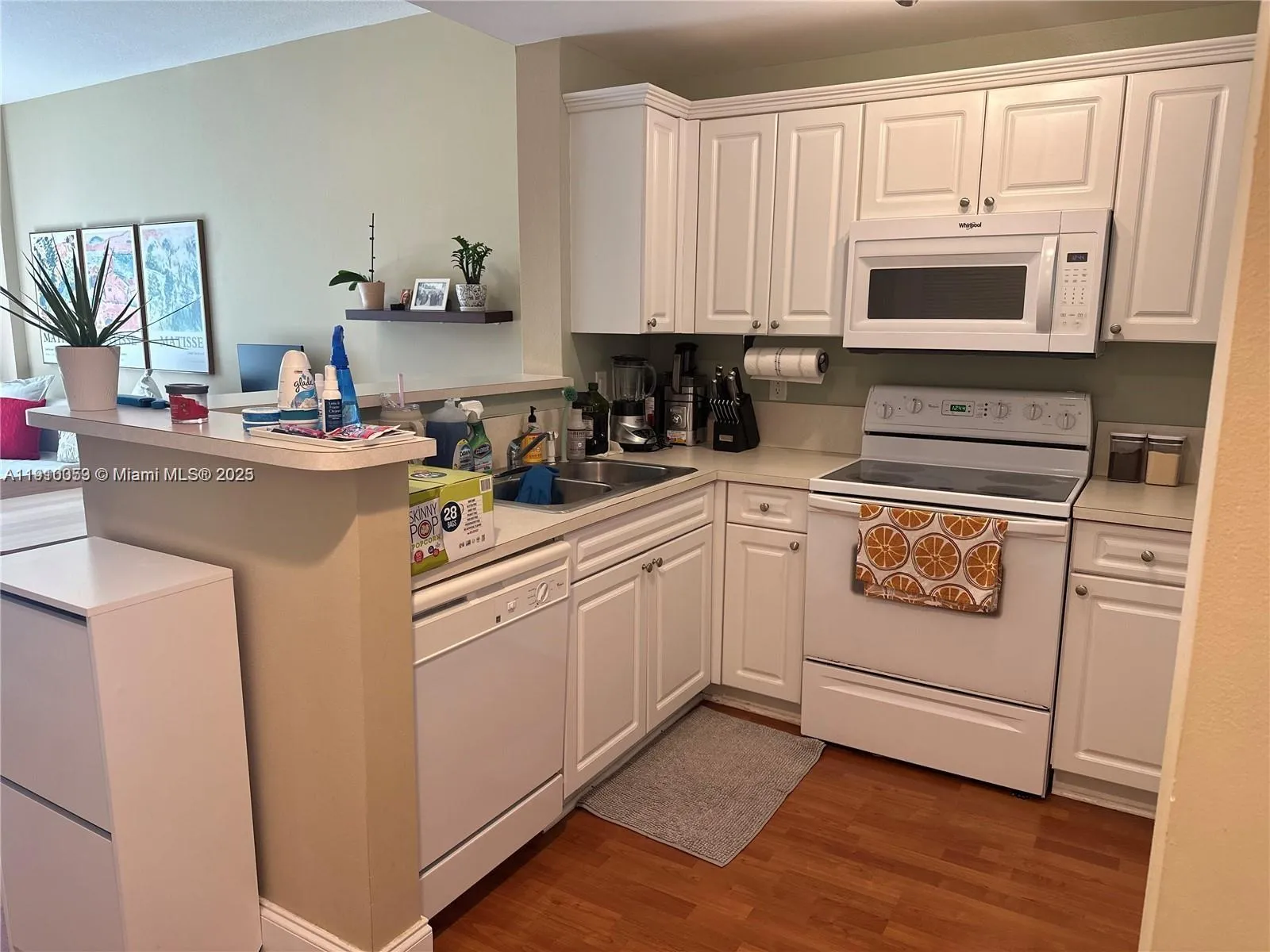 10 Aragon Ave # 818, Coral Gables FL 33134