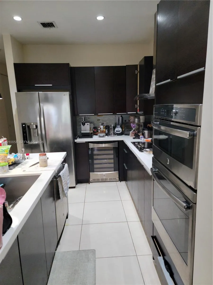 10280 NW 63rd Ter # 203, Doral FL 33178