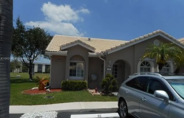 2 bedroom 2 bath for sale at 3171 Holiday Springs Blvd # 5, Margate FL 33063