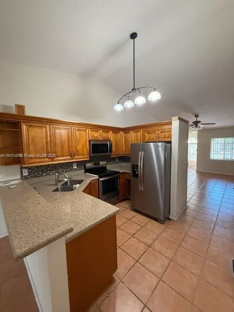 3171 Holiday Springs Blvd # 5, Margate FL 33063