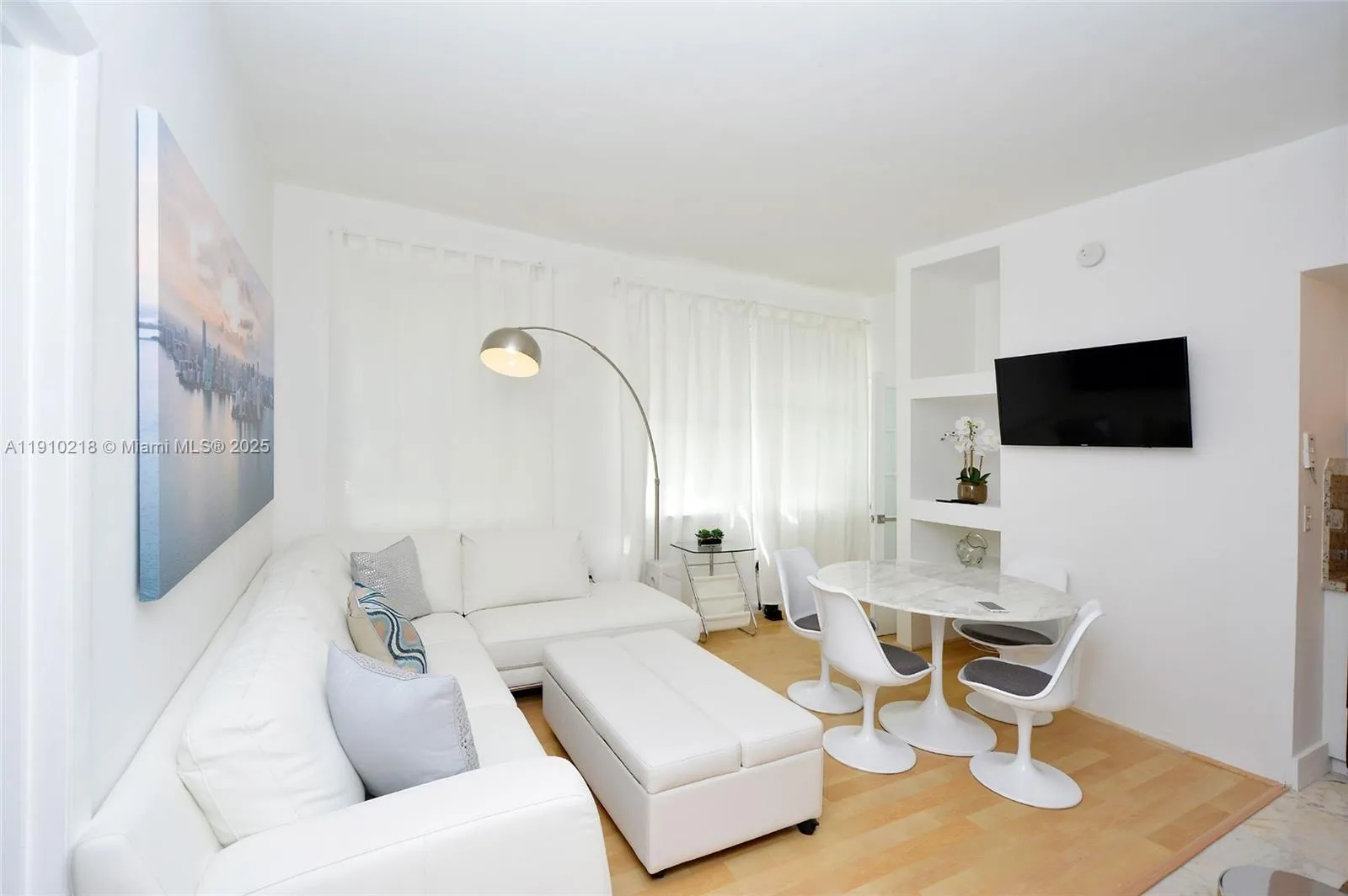 2 bedroom 2 bath for sale at 1342 Drexel Ave # 105, Miami Beach FL 33139