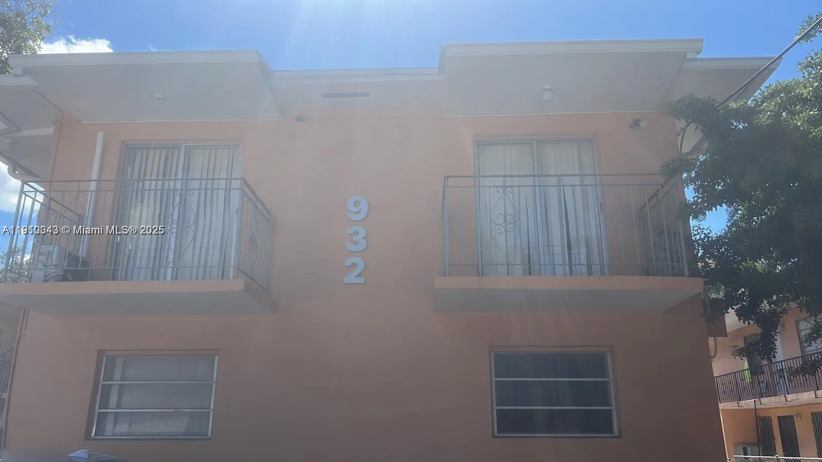 for sale at 932 NW 5th St, Miami FL 33128