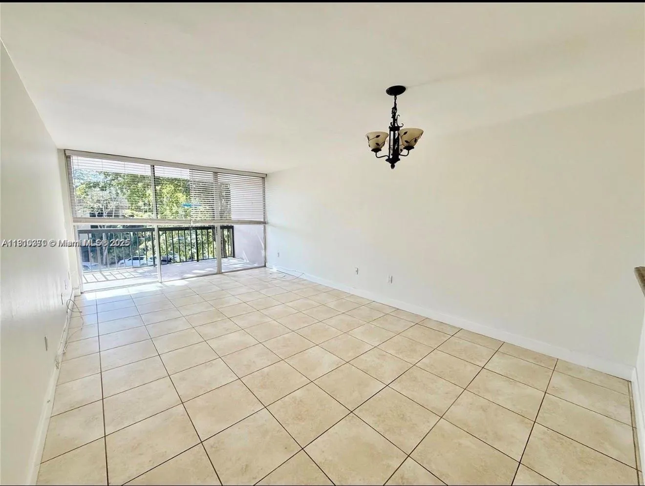 10825 SW 112th Ave # 302, Miami FL 33176