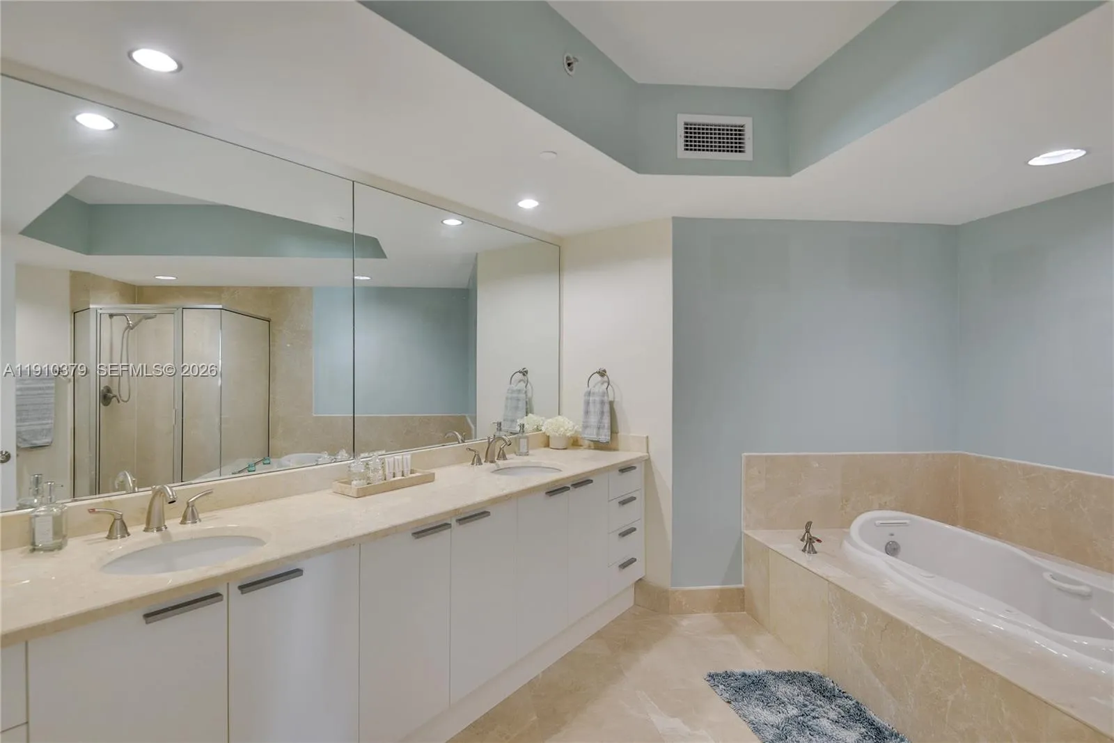 231 Riverside Dr # 510, Daytona FL 32117