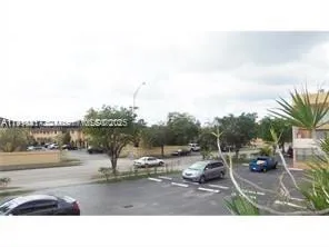 2 bedroom 1 bath for sale at 1305 W 46th St # 230, Hialeah FL 33012