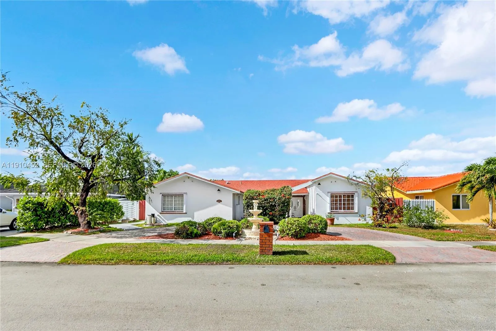 1232 SW 132nd Ct, Miami FL 33184