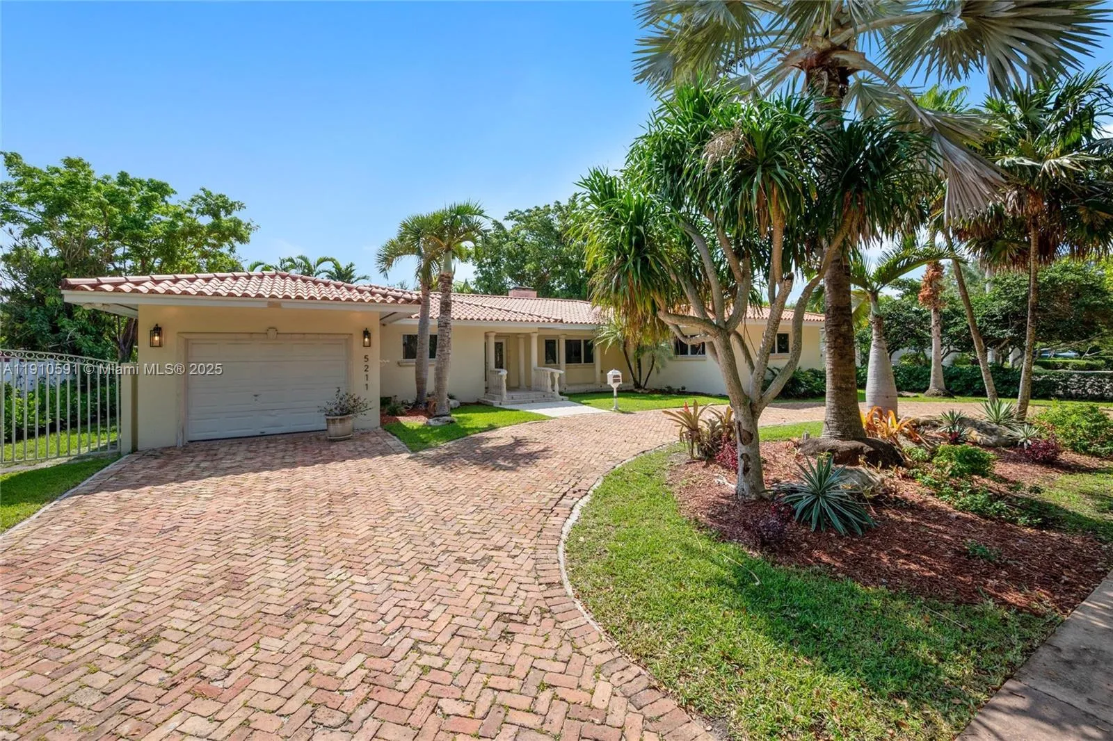 4 bedroom 3 bath for sale at 5211 Granada Blvd, Coral Gables FL 33146