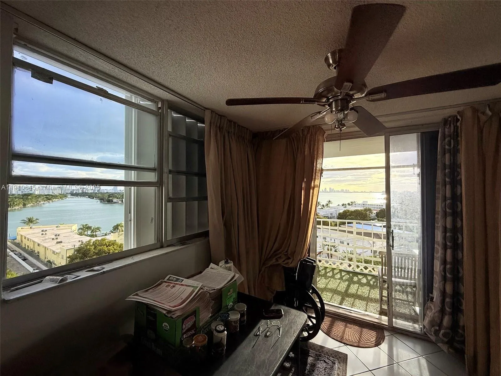 6900 Bay Dr # 9C, Miami Beach FL 33141