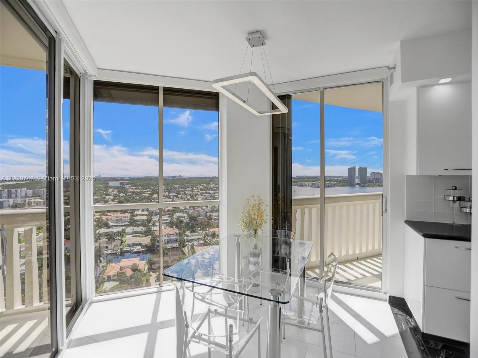 1000 E Island Blvd # 2103, Aventura FL 33160