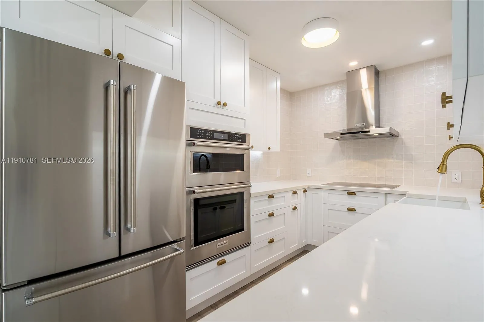 3675 N Country Club Dr # 1906, Aventura FL 33180