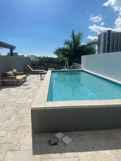 3089 SW 21st St # 3089, Miami FL 33145