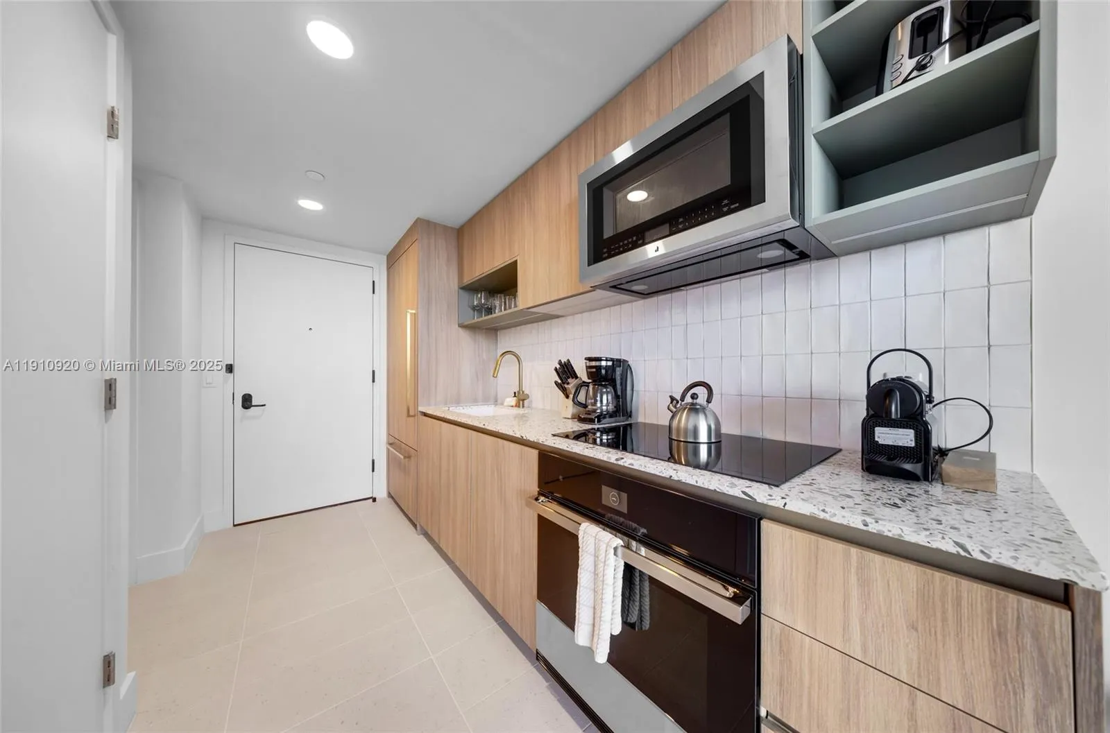159 NE 6th St # 4007, Miami FL 33132