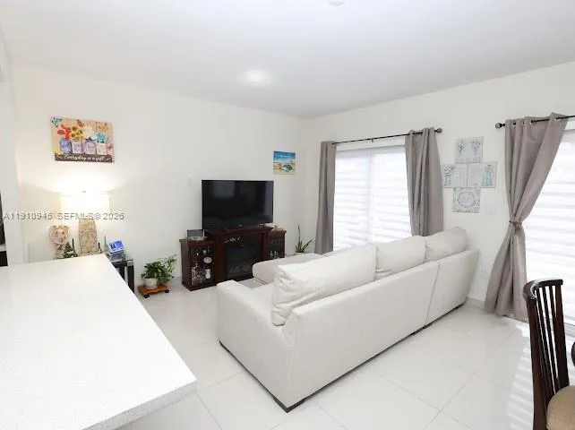 13721 SW 259th Ln, Homestead FL 33032