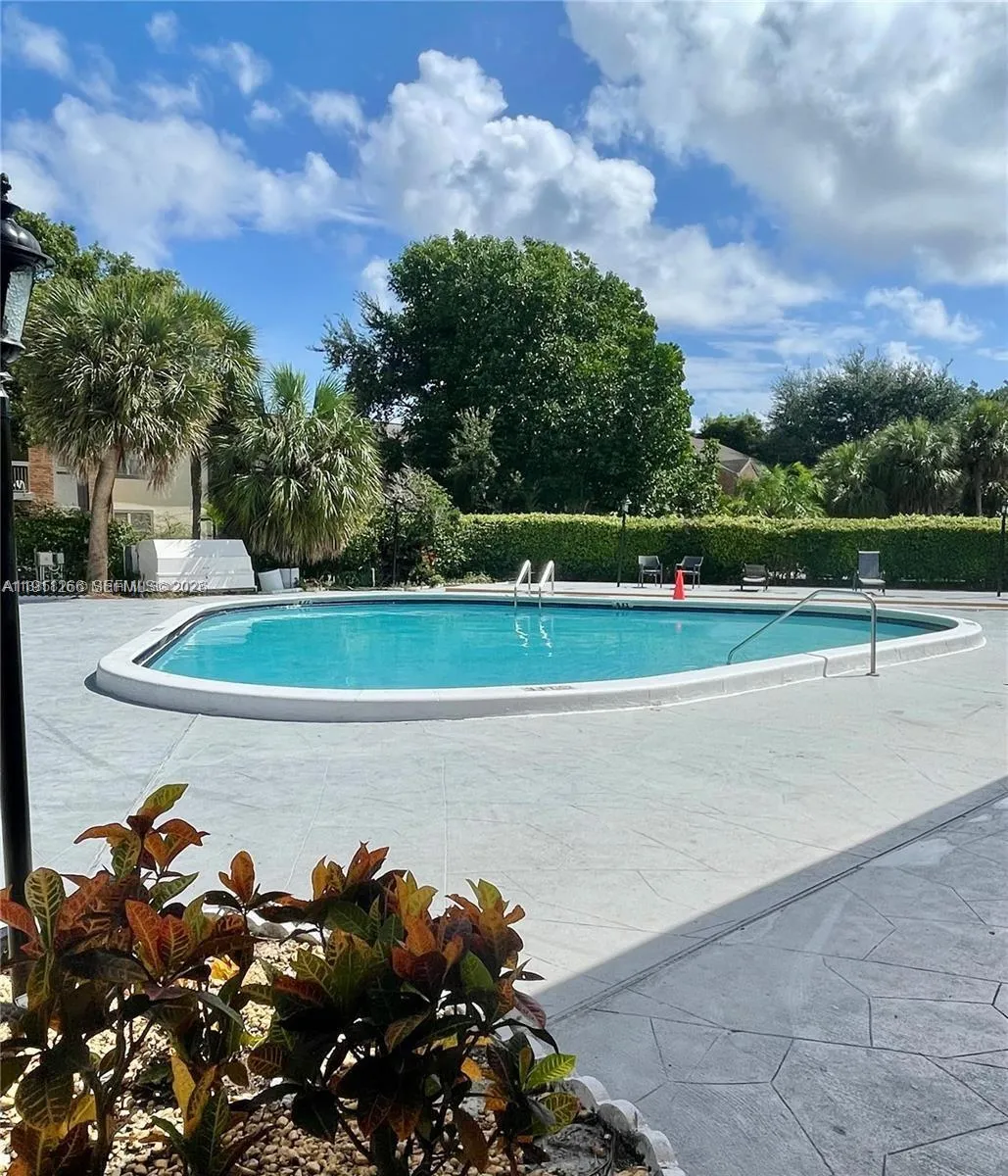 4374 NW 9th Ave # 1H, Deerfield Beach FL 33064