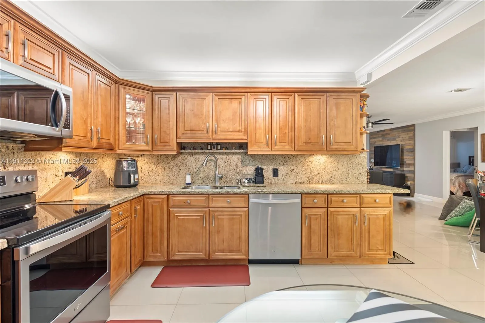4350 NW 30th St # 137, Coconut Creek FL 33066
