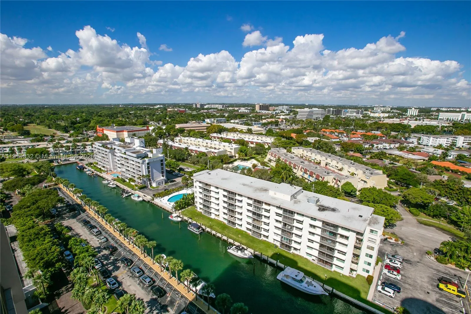 1800 NE 114th St, Miami FL 33181