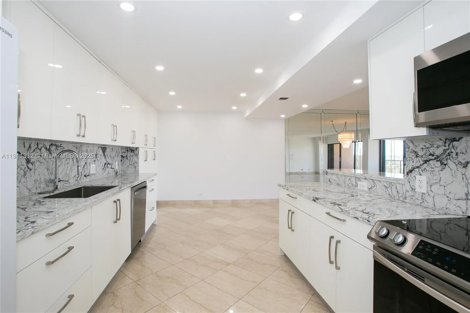 1800 NE 114th St, Miami FL 33181