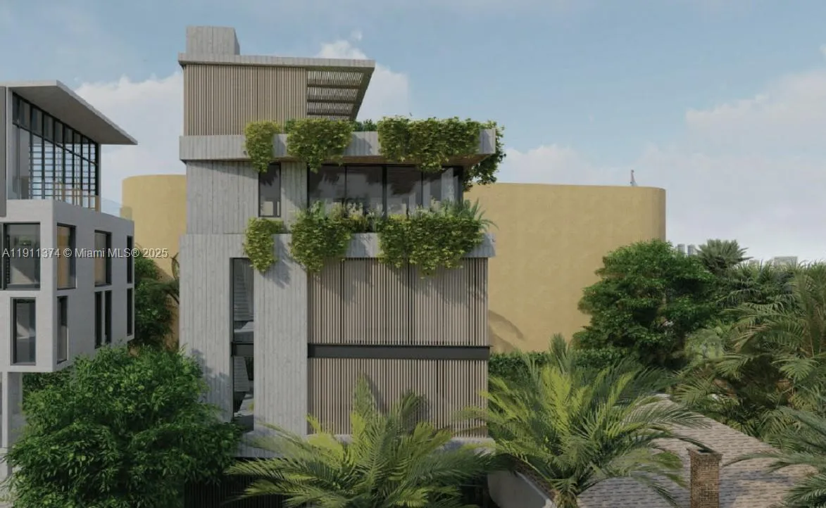 10 Century Ln, Miami Beach FL 33139