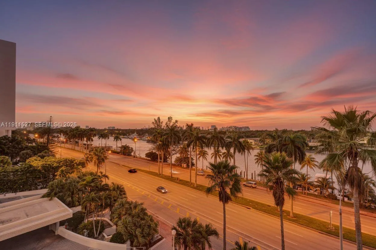 2 bedroom 2 bath for sale at 5005 Collins Ave # 608, Miami Beach FL 33140