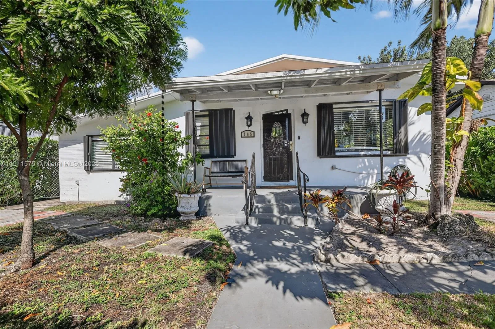765 NW 46th St, Miami FL 33127