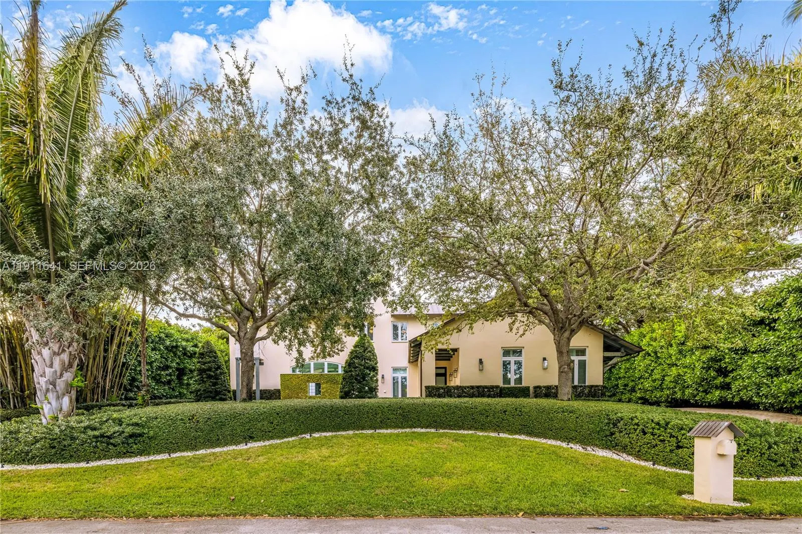 5 bedroom 5 bath for sale at 7370 Vistalmar St, Coral Gables FL 33143