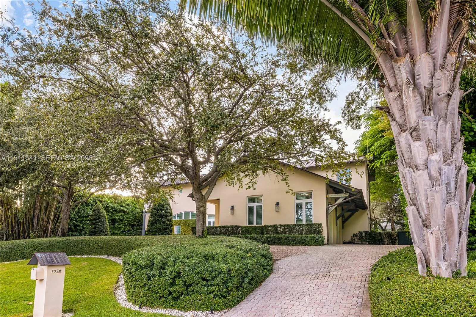 7370 Vistalmar St, Coral Gables FL 33143