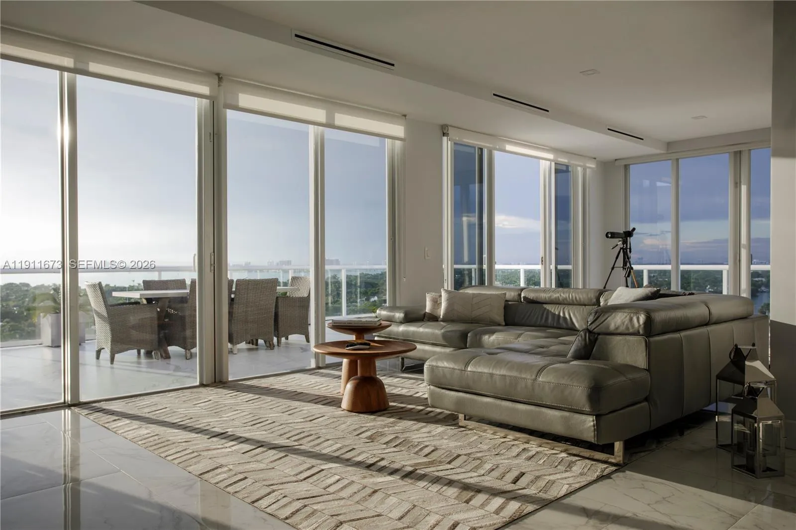 3 bedroom 4 bath for sale at 5001 Collins Ave # 1, Miami Beach FL 33140