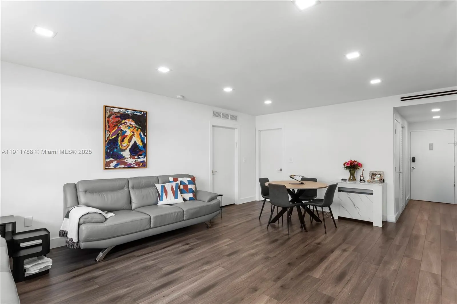 5001 Collins Ave # 1G, Miami Beach FL 33140