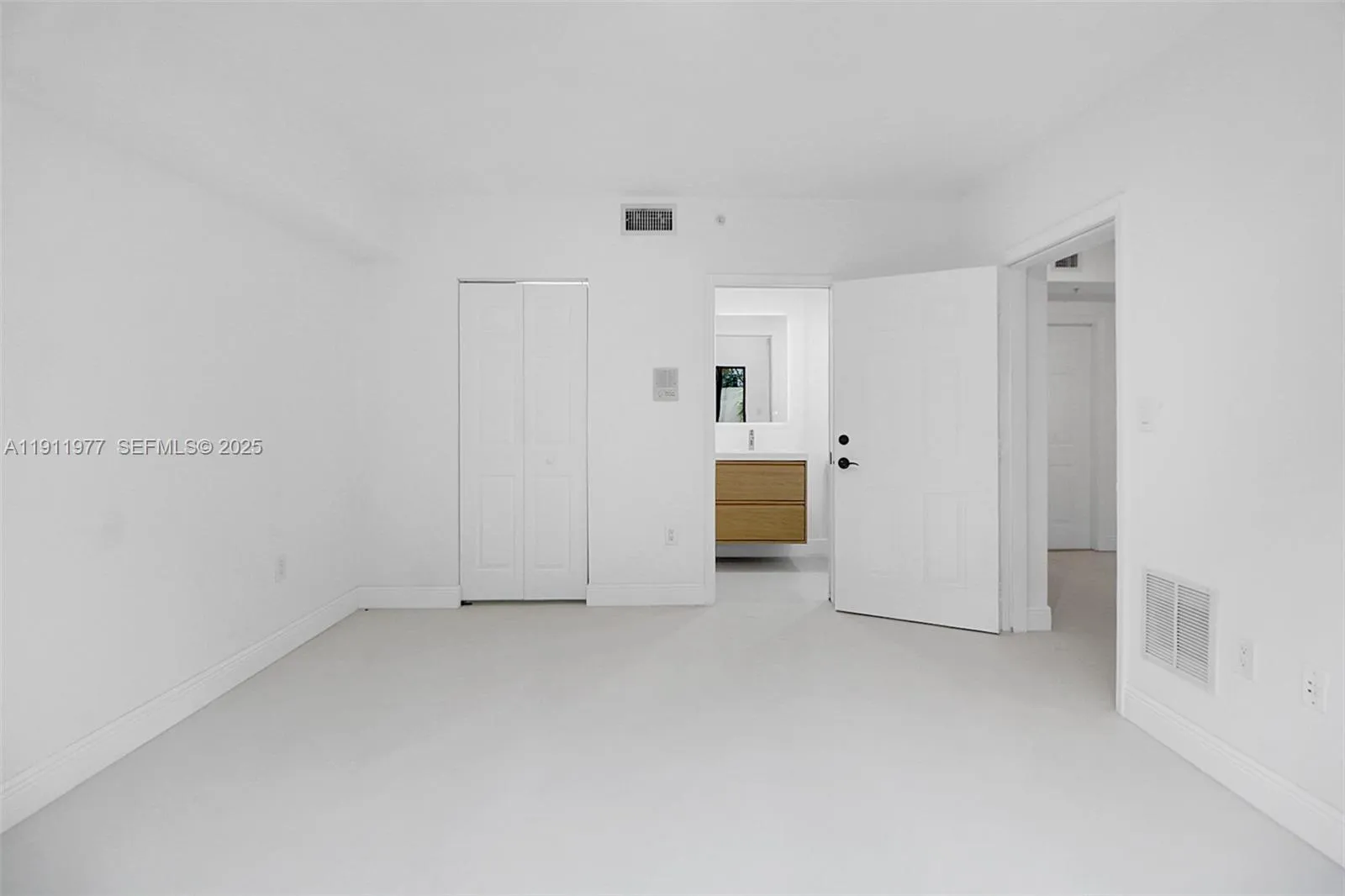 3204 Bird Ave # 119, Miami FL 33133