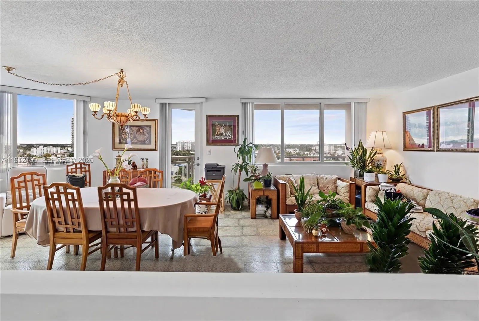 7135 Collins Ave # 1425, Miami Beach FL 33141