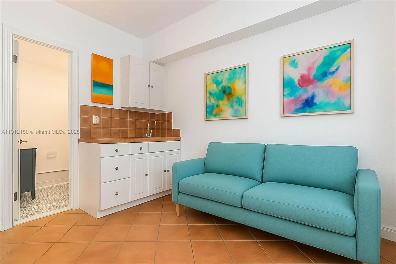 255 W 24th St # 208, Miami Beach FL 33140