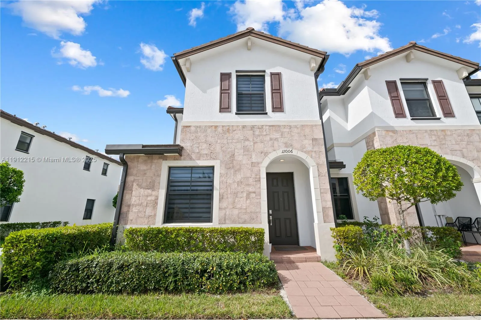11006 W 32nd Ln, Hialeah FL 33018
