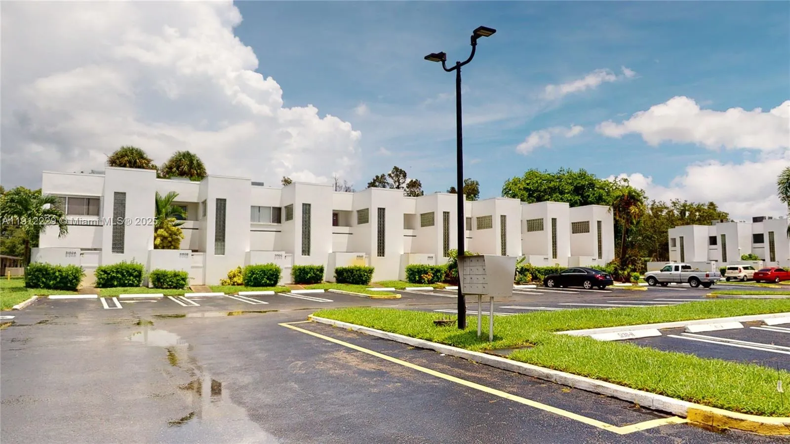5130 Elmhurst Rd # H, West Palm Beach FL 33417