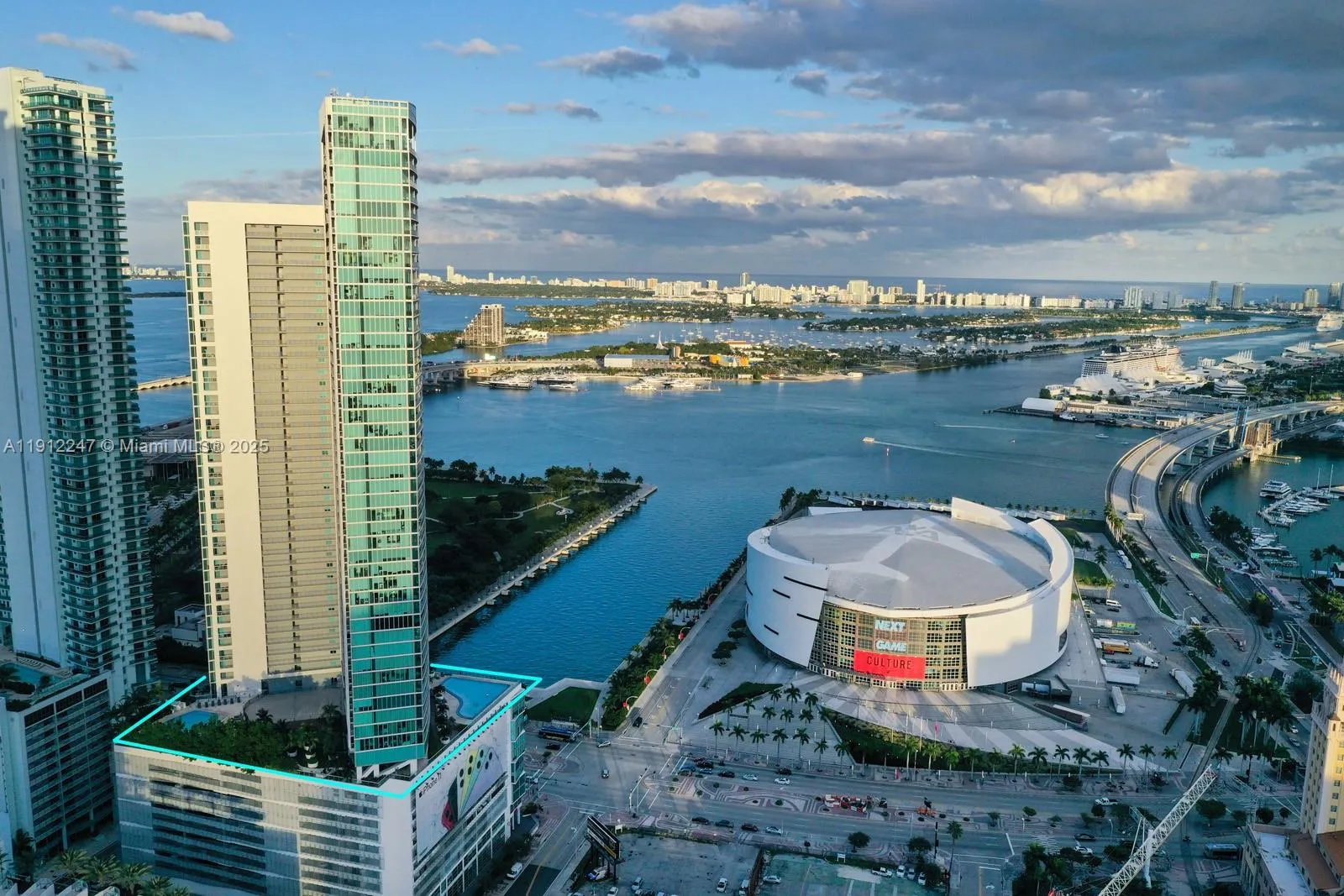 1 bedroom 1 bath for sale at 888 Biscayne Blvd # 4007, Miami FL 33132