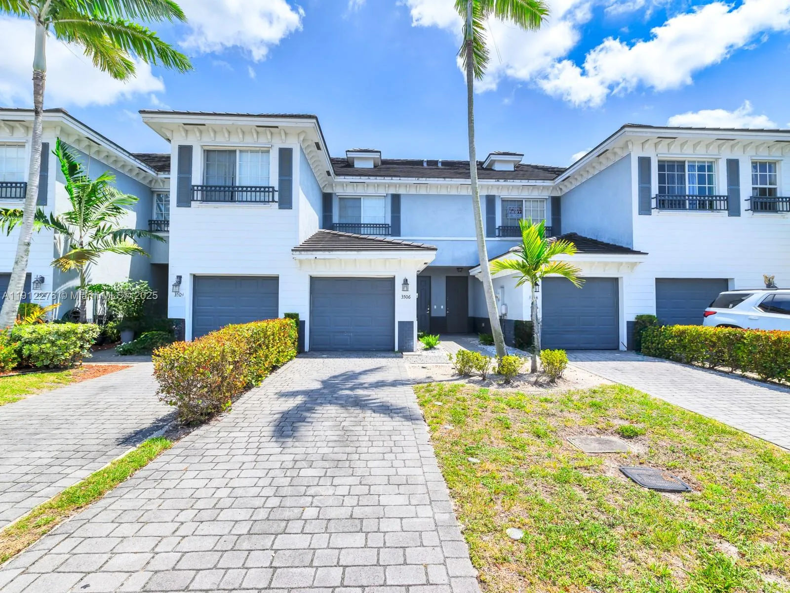 2 bedroom 2 bath for sale at 3506 NW 13th St, Lauderhill FL 33311